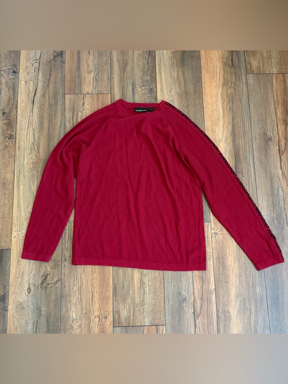 DKNY JEANS Men’s Red 100% Cotton Long Sleeve Knit Top